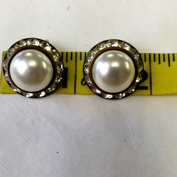 Vintage Clip on Earrings Used Pearl & Rhinestone - Picture 6 of 6